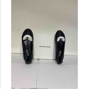 Balenciaga classic black leather flat